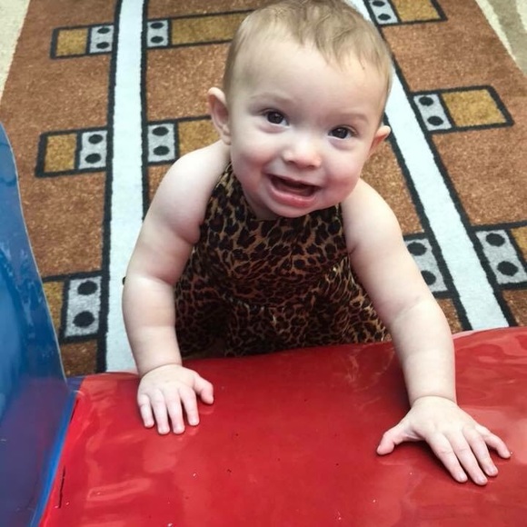 Meet Your Posher! -Nikole Elizabeth Ball - Picture 7 of 7